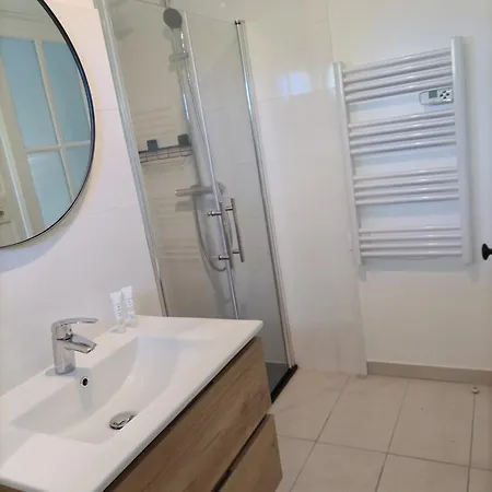 בית נופש L'etude, A *