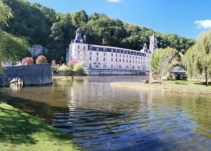 L'etude, A * La Coquille